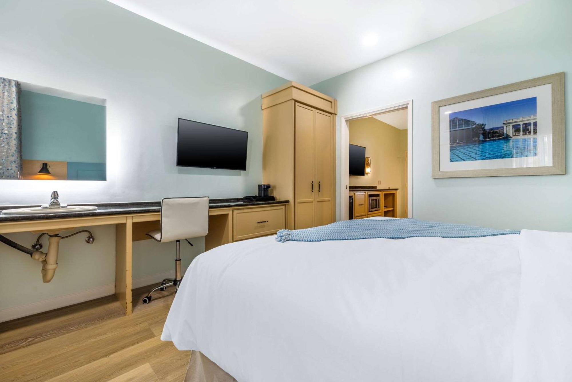 Quality Suites Downtown Сан Луис Обиспо Экстерьер фото